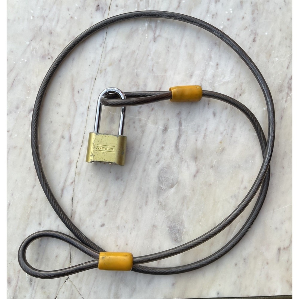 Cable and combination lock 5ft for bicycle Excellent condition